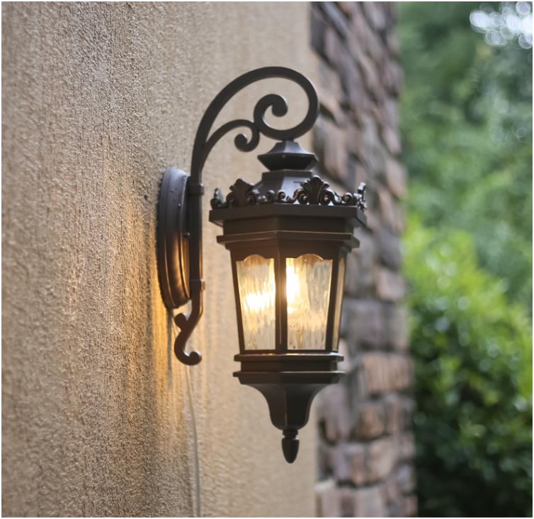 Монтаж Sconce Black Metal Outdoor Classical Wall Light Фиксименти с ясното стъкло